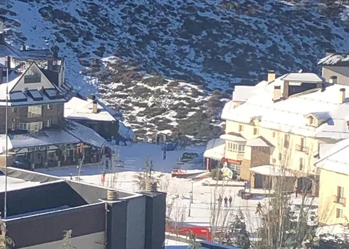 Edificio Primavera Zona Baja Lägenhet